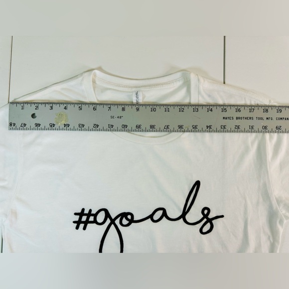 #Goals Cropped Top White Tee SZ LARGE NWT - Picture 7 of 9